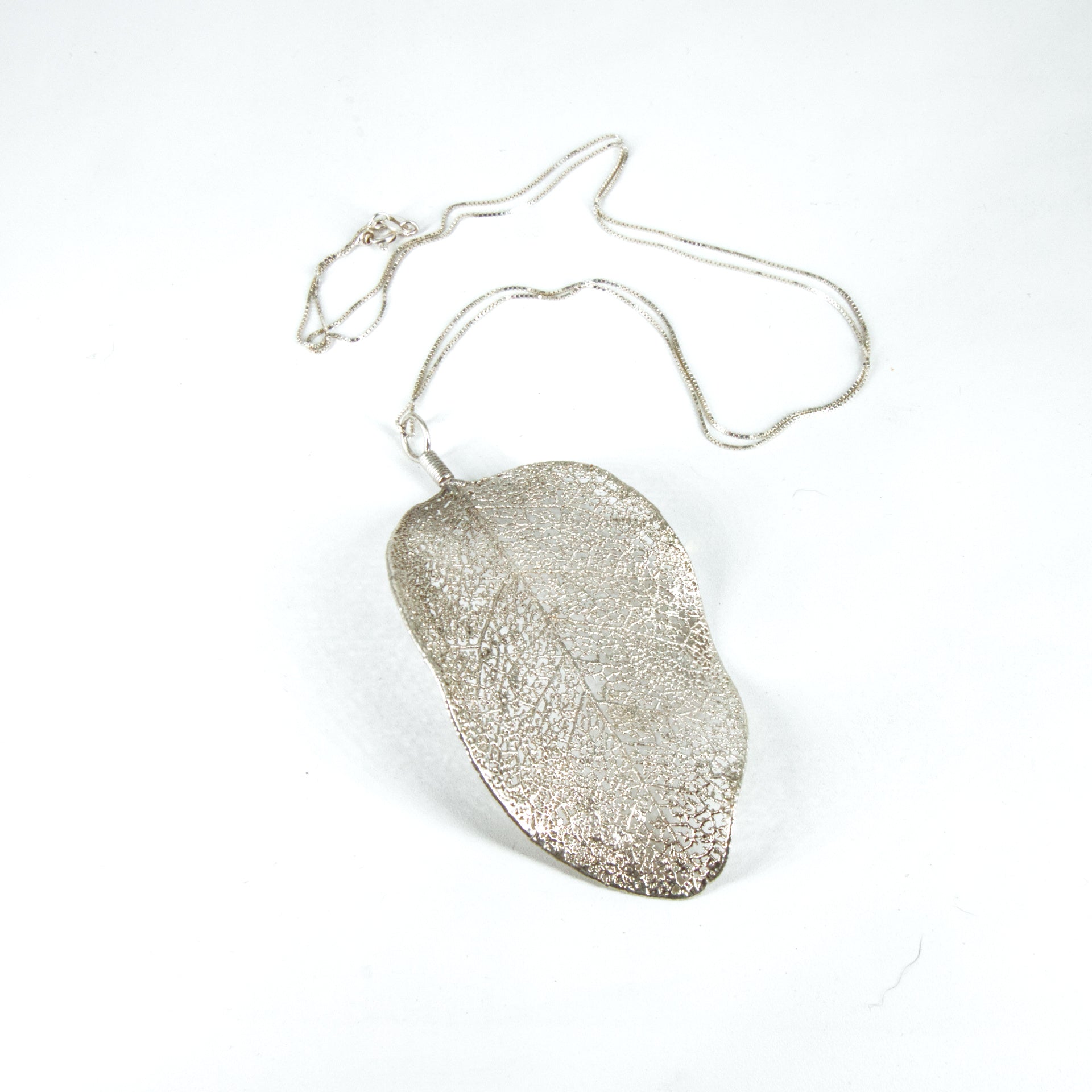 Colgante hoja de boldo