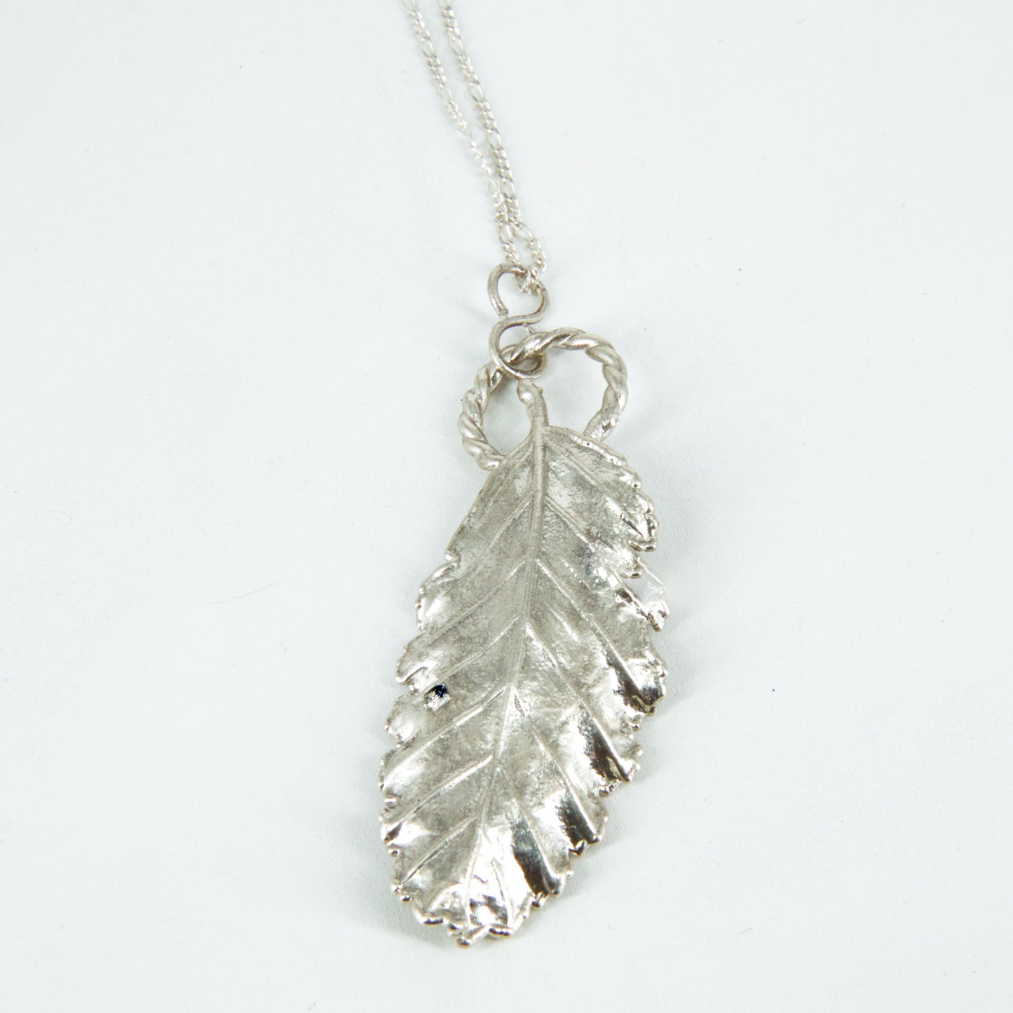 Colgante hoja de hualle