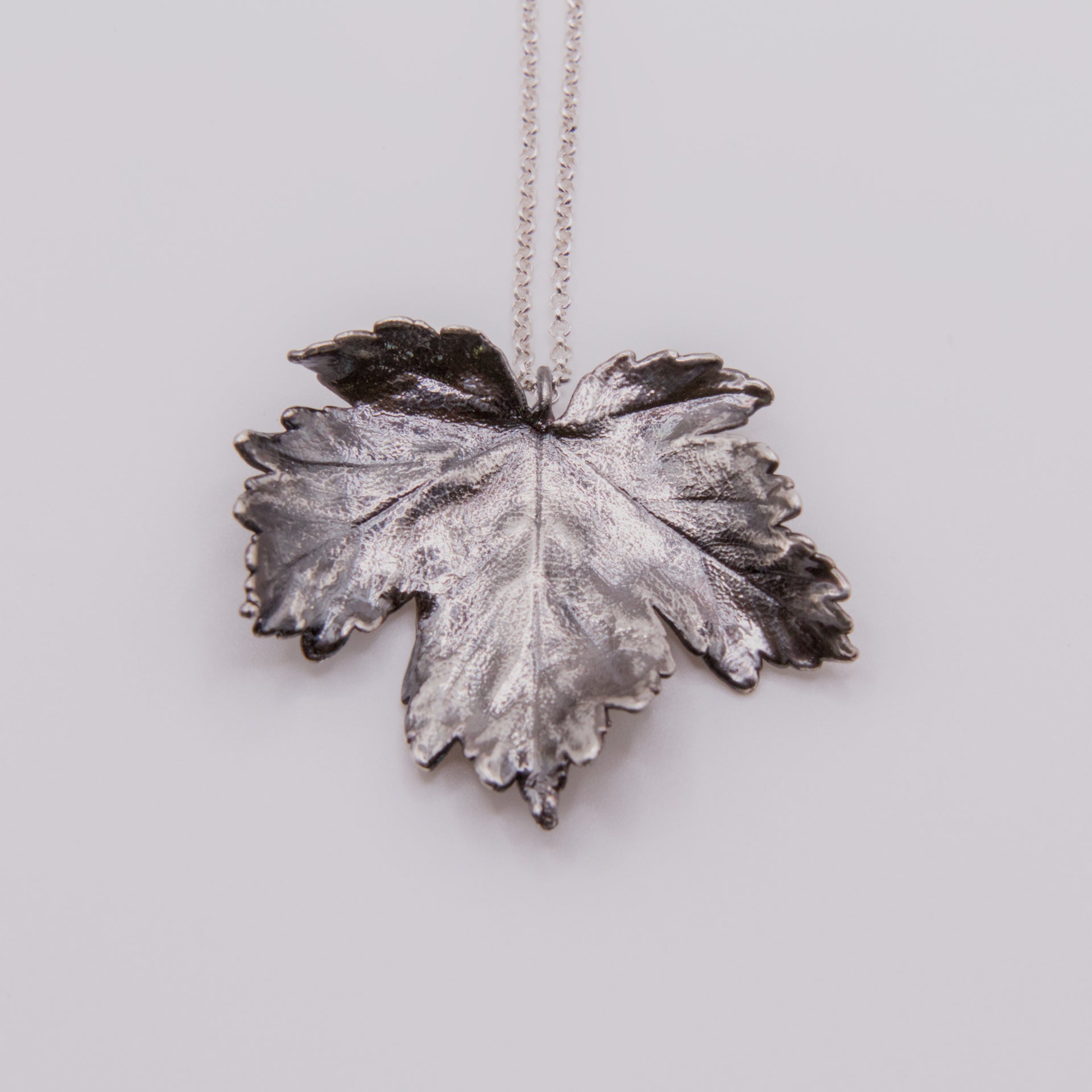 Colgante arce plata envejecida